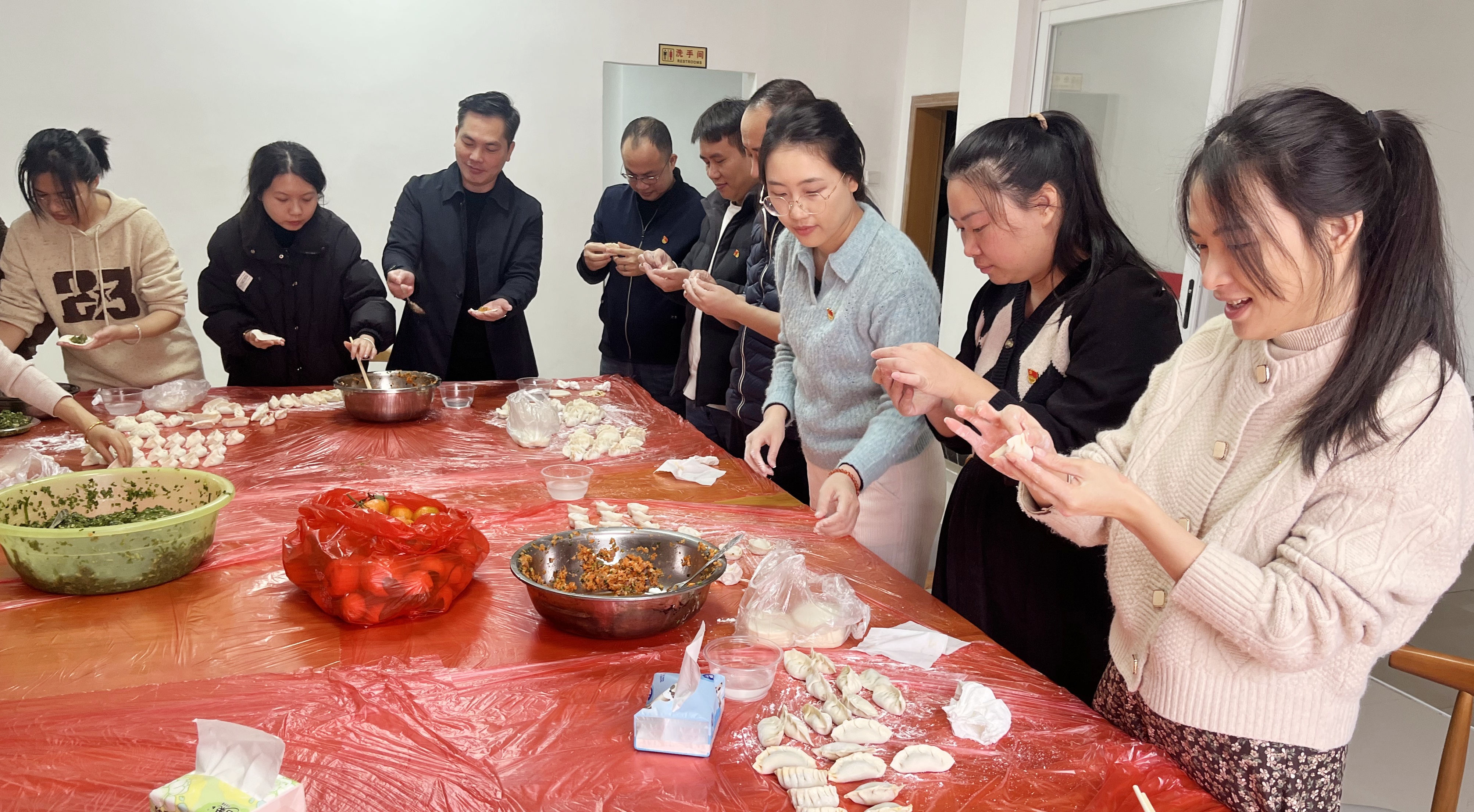 與社區(qū)黨建共建聯席會、主題黨日活動照片 (10)_副本.jpg